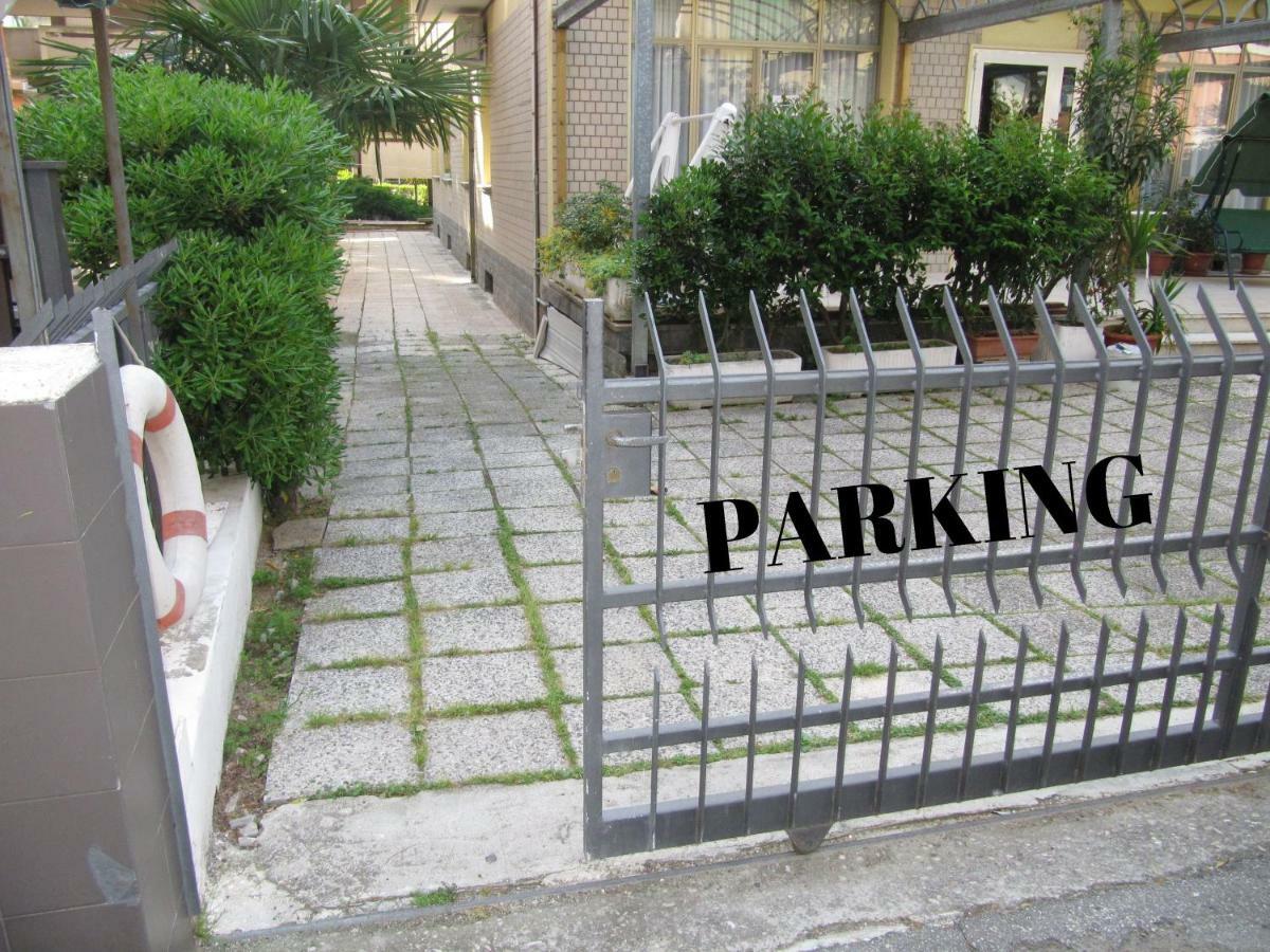 Residence Edera Rimini Ngoại thất bức ảnh